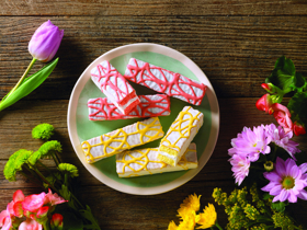LITTLE DEBBIE Introduces Mothers Day Treats in Lemon and Strawberry Flavors 