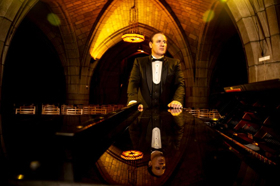 Review: Live from the Crypt, It's Baritone Lucas Meachem 