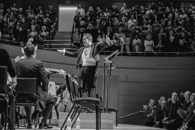 LA Master Chorale To Present Five Christmas Concerts In Walt Disney Concert Hall  Image