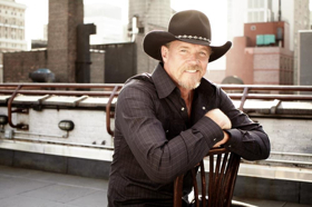 Trace Adkins is 'Jammin' to Beat the Blues' to Benefit Mental Health America of Middle Tennessee 