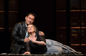 Interview: Tenor Javier Camarena - High Cs and 'High Fives' at the Met Image