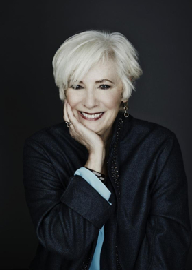 Sarah Siddons Society Names Betty Buckley Star of the Year  Image