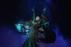 WICKED Celebrates 15 Years with Empire State Lighting, Ice Cream Sand-Witches and More Image