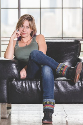 Vanessa Peters Set To Release FOXHOLE PRAYERS via Idol Records Tomorrow Image
