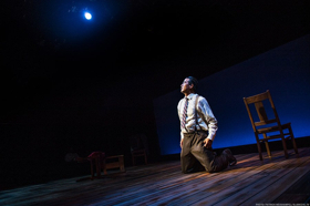 Review: HOLD THESE TRUTHS at Arena Stage Image