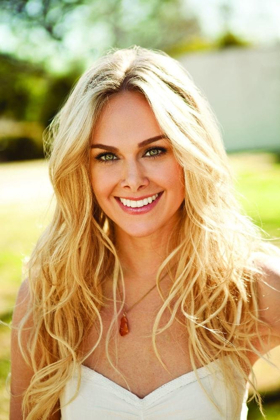 Interview: Laura Bell Bundy Talks Charity in Reprise 2's SWEET CHARITY Image