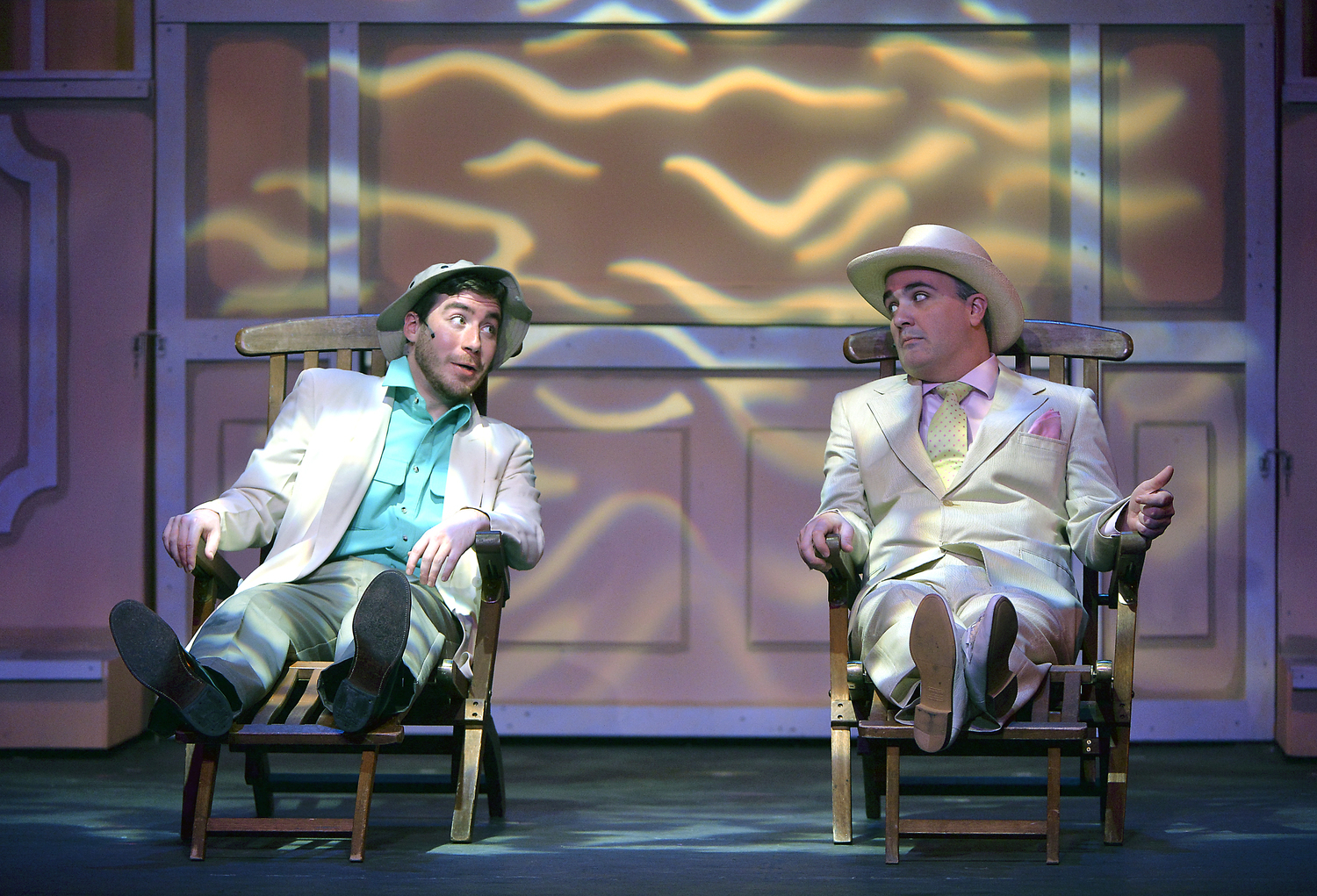 Review: DIRTY ROTTEN SCOUNDRELS at Candlelight Music Theatre Image