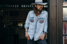 Billy Ray Cyrus to Release New Album 'The SnakeDoctor Circus' Image