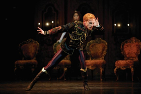 Steven McRae Will Play Skimbleshanks in the CATS Film Image