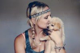 Petmate(r) and Muttnation Fueled By Miranda Lambert Team Up To 'Save A Mutt' This Holiday Season  Image