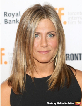 Netflix Inaugurates Jennifer Aniston and Tig Norato as FIRST LADIES In Upcoming Series Image