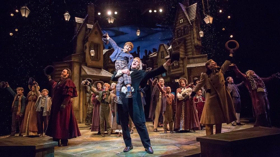 Macy's to Bring Joy of A CHRISTMAS CAROL to 600 Students in Need 