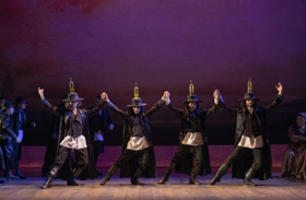 BWW Review: FIDDLER ON THE ROOF Brings Tradition and Innovation to Fox Cities P.A.C. 