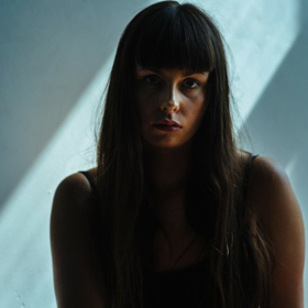 SIV JAKOBSEN Mellows at Salon Image