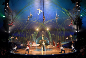 Review: Cirque du Soleil AMALUNA Storytellers Fly Through the Air with the Greatest of Ease and Incredible Skill 