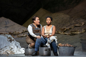 Review: A Yummy FILLE DU REGIMENT Thanks to Yende and Camarena (and Don't Forget Donizetti) 