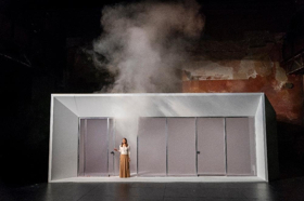 Review: THE WHITE ALBUM, Joan Didion's Essays Onstage at BAM, Ponders the Predicaments of Generations Past and Present 