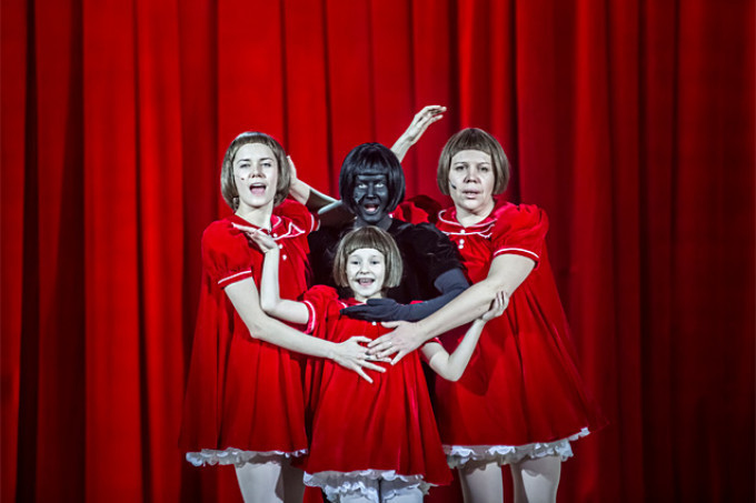 Review: RUN, ALICE, RUN at Taganka Theatre - Alice Ran to Moscow And It Is Awesome Image