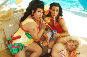 Interview: CHICO'S ANGELS Turn The Heat Up At Oscars Cafe And Bar In Palm Springs  Image