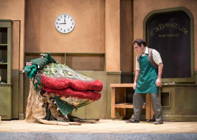 BWW Reviews: MNM's LITTLE SHOP a Star-Studded Suppertime 