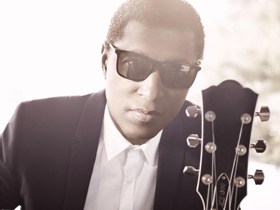 Bergen Performing Arts Center presents Kenny “Babyface” Edmonds Image