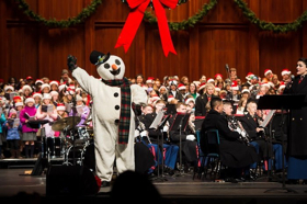 Annual HOLIDAY SING-A-LONG Returns to Wolf Trap This Weekend  Image