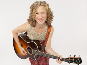 Kids' Music Superstar Laurie Berkner's 'Greatest Hits Solo Tour' Comes to South Orange, NJ 
