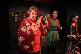 Review: THE ULTIMATE CHRISTMAS SHOW (Abridged) Offers Continuous Holiday Hilarity at the Torrance Theatre Company 