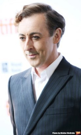 Tony Winner Alan Cumming to Be Honored at 6th Annual SCAD aTVfest Image