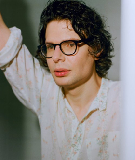 Simon Amstell Brings Month Long Run of WHAT IS THIS? to New York  Image