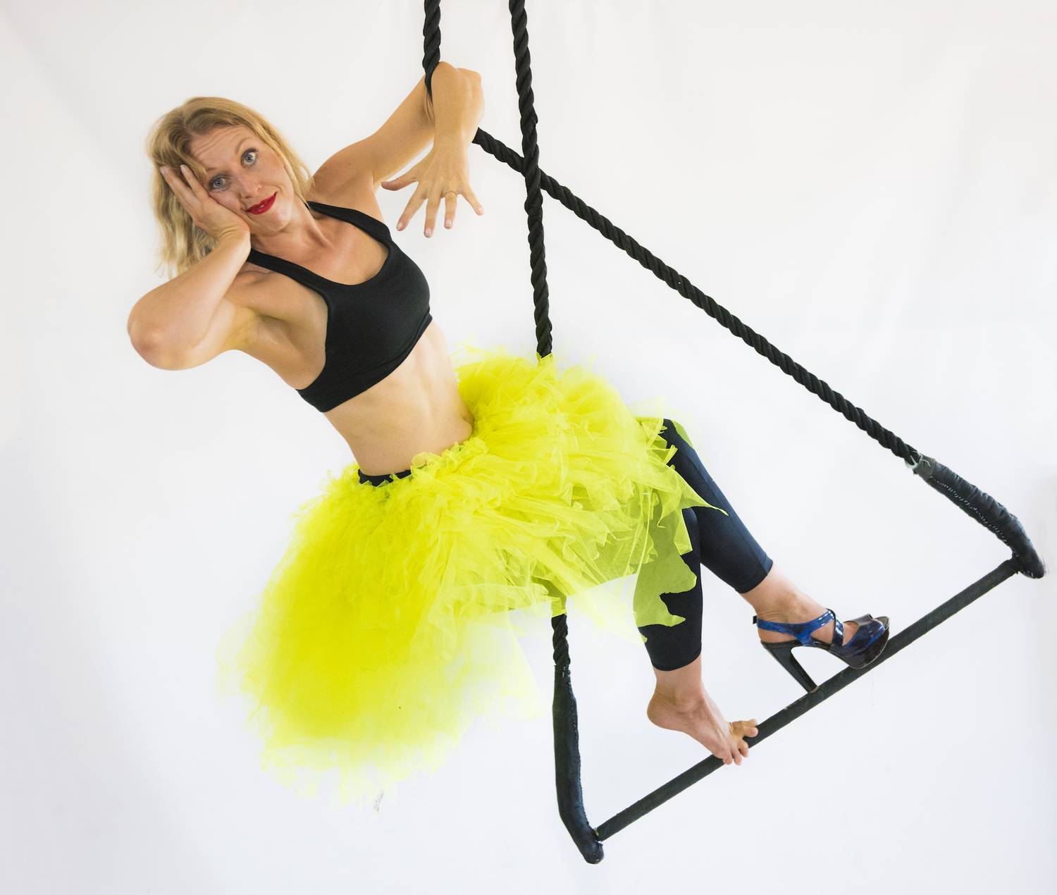 Interview: Dawn Pascoe Wants Us To Celebrate Ourselves, FLAWS & ALL, At Fringe World 2018 Image