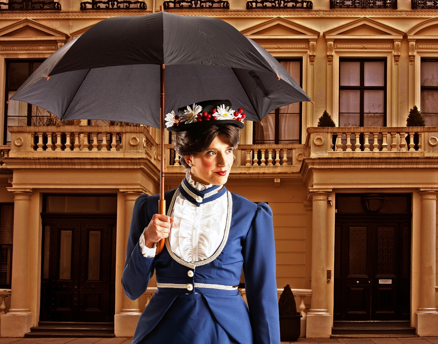 Review: MARY POPPINS at Candlelight Dinner Playhouse 