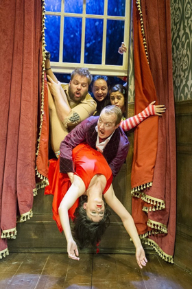 THE PLAY THAT GOES WRONG Extends West End Booking Period to May 2020 Image