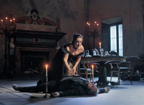 Review: The Met's New TOSCA Tries for Beauty but Disappoints Image