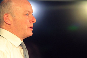 Review: AN HONOURABLE MAN, White Bear Theatre Image