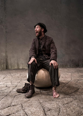 Druid Returns to NYC in Garry Hynes' Staging of Waiting for Godot 