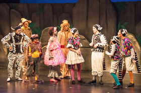 Review: Valley Youth Theatre Presents MADAGASCAR Image
