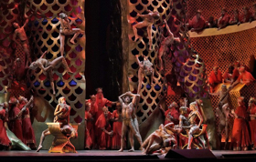 Review: Met Opera Season Opens with New SAMSON ET DALILA, in Crazy, Rich Philistine Style Image