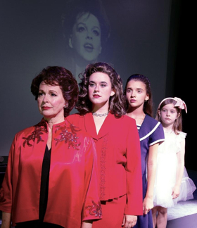 Farmers Alley Theatre Opens Season 11 With a Tribute to Judy Garland in BEYOND THE RAINBOW 