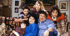 Johnny Galecki Confirmed for ABC's ROSEANNE Revival Image