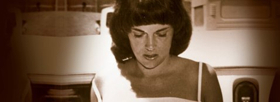 Riverside Theatres Presents LETTERS TO LINDY Image