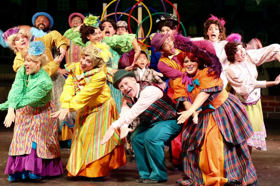Review: MARY POPPINS The Broadway Musical Proves Anything Can Happen When You Let It Image
