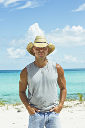 Kenny Chesney, Thomas Rhett Announced as Early Winners for the CMA Awards Image