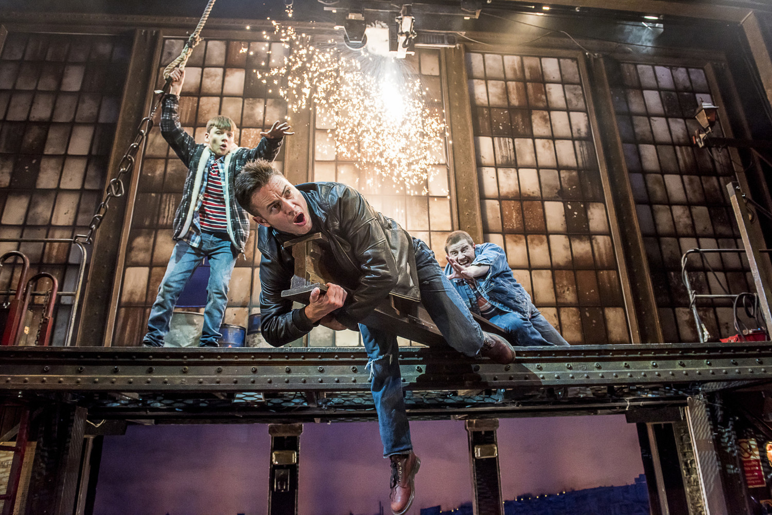 Interview: Gary Lucy Talks THE FULL MONTY UK Tour Image