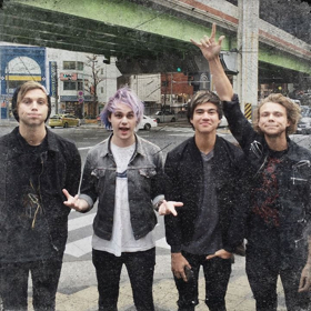 5 SECONDS OF SUMMER Tells Fans To Expect New Music in 2018! Image