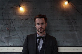 Indie Pop Artist Van Bellman Releases GOLD AND BLUE Today Via Billboard Image