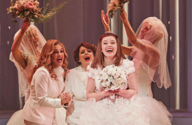 Review Roundup: MURIEL'S WEDDING in Melbourne - What Did The Critics Think? Image
