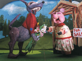 The Ballard Institute and Museum of Puppetry Presents THE THREE LITTLE PIGS 