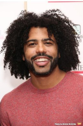 Tony Winners Daveed Diggs, Lena Hall to Star in TNT Futuristic Thriller SNOWPIERCER 