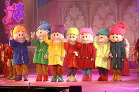 The Fairest Panto In All The Land SNOW WHITE Opens At The Epstein Image